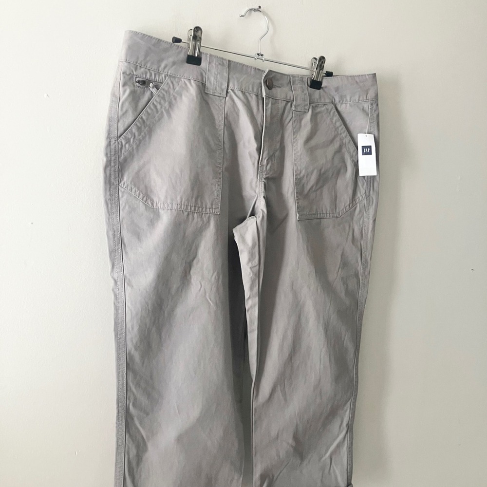 NWT Gap Womens Gray Utility Cropped Pants Cotton Cuffed Capri Size 12 - Picture 3 of 6